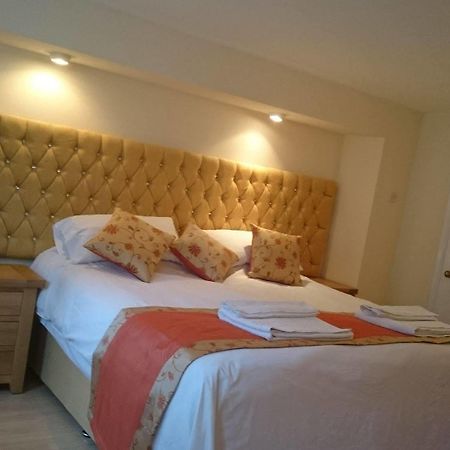Mayville House Apartment Cheltenham Esterno foto