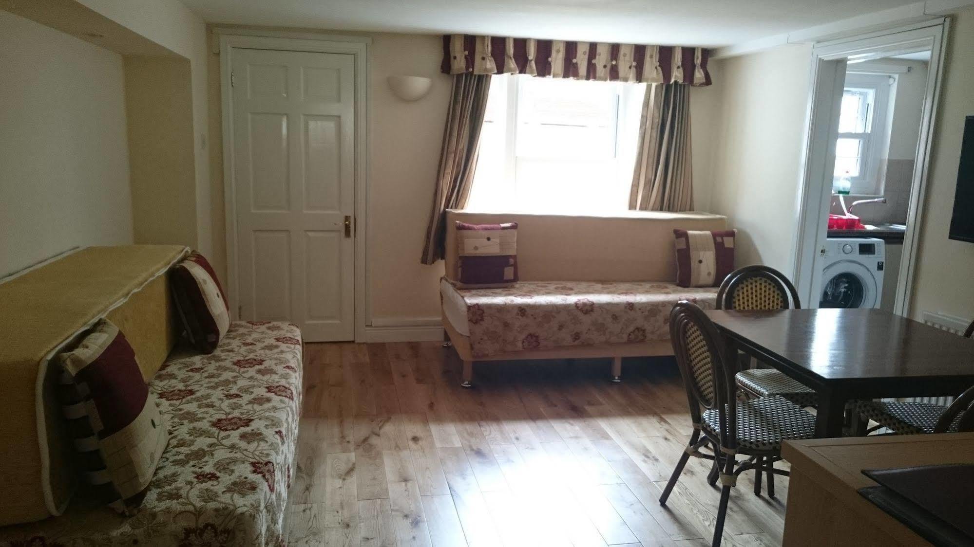 Mayville House Apartment Cheltenham Esterno foto